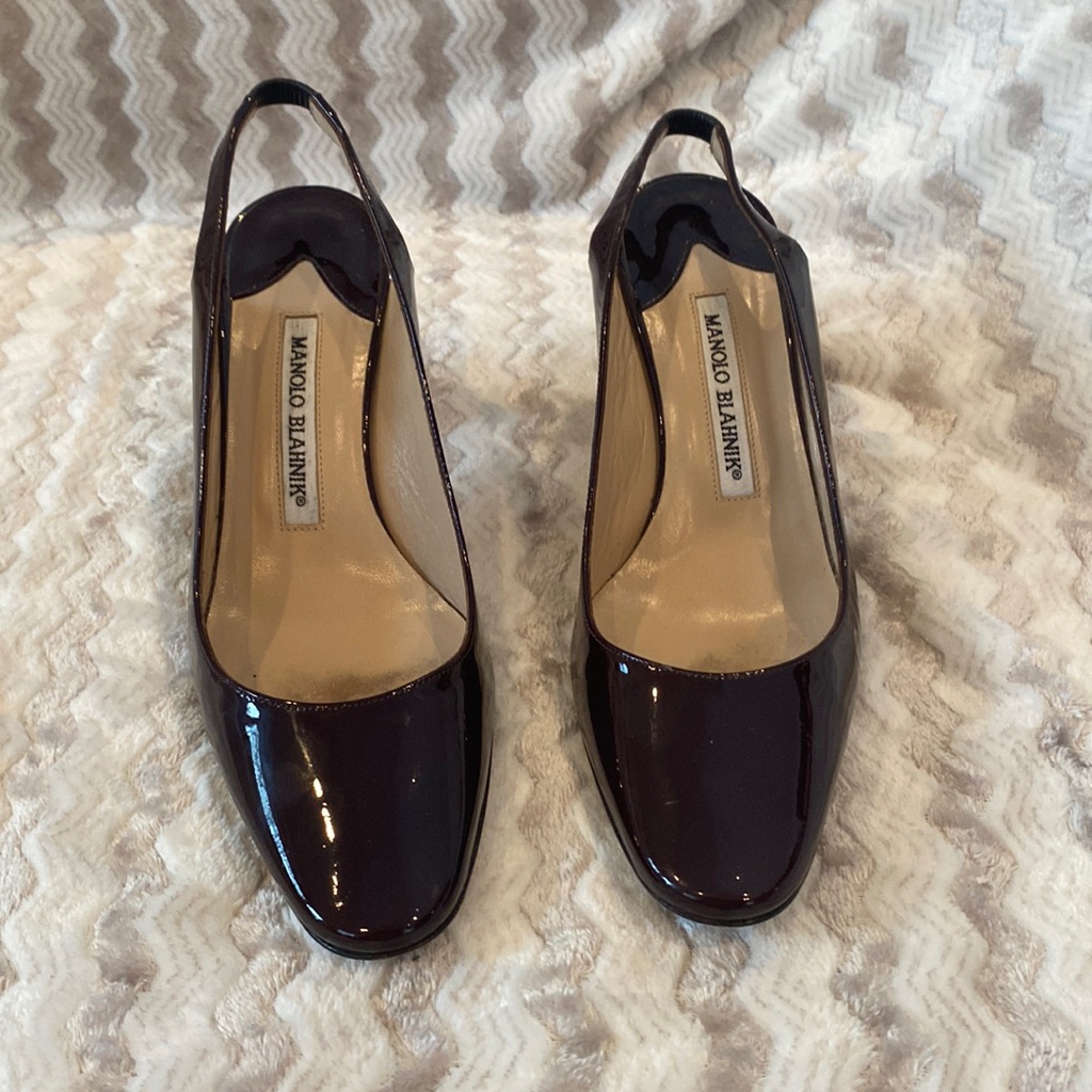 Manolo Blahnik Patent Leather Open Back Mauve Heels Size 37